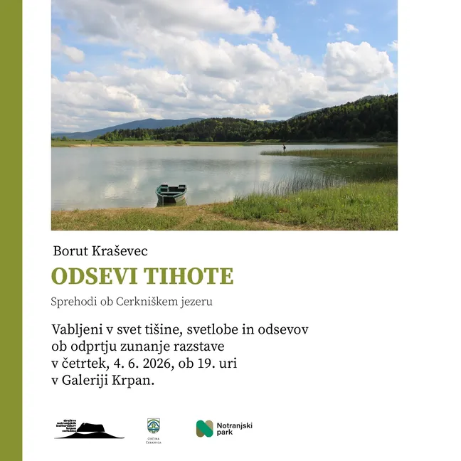 Plakat za razstavo Boruta Kraševca. Zgoraj je Borutova fotografija Cerkniškega jezera, spodaj pa so zapisane ključne informacije o razstavi - vabilo na otvoritev v Galerijo Krpan v Cerknici v četrtek, 4. 6. 2026, ob 19.00.