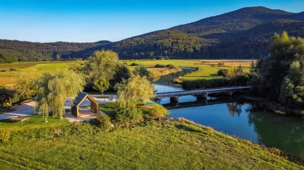 Panoramska slika opazovalnice Malnšče.