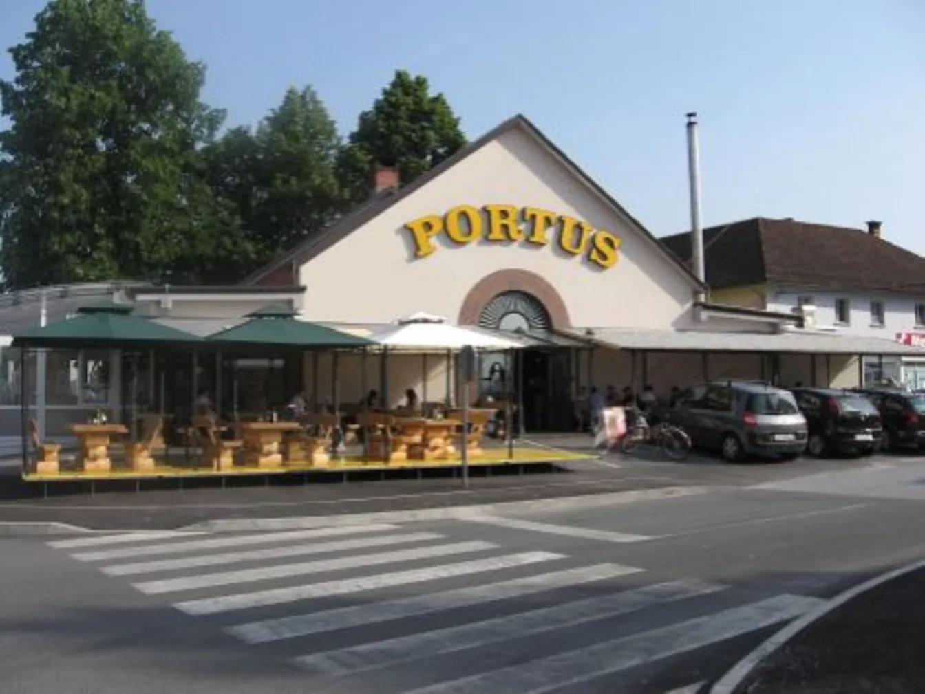 Gostilna in picerija Portus